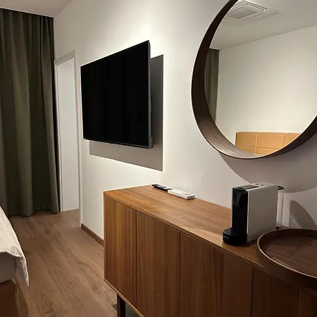 Panorama Apartment *